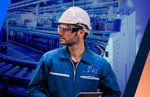 Ingeniero de transportes observando un sistema de conveyors